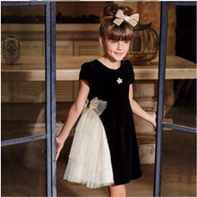 Load image into Gallery viewer, glowworm kid's spring baby Girl's Princess dress velvet bubble dress birthday christmas party dress big lace bows hs024